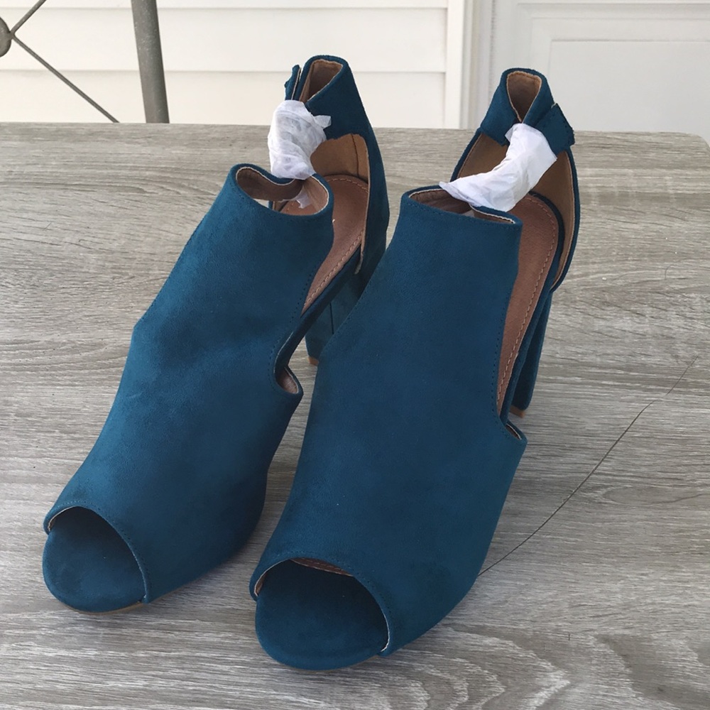 Bella Marie Shirley Style Shoes Size 8.5 (Brand New) - Picture 3 of 15